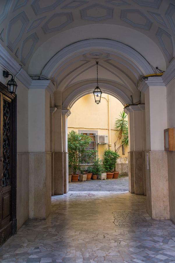Appartamento All'Archivio Di Stato By Wonderful Italy Naples Exterior photo